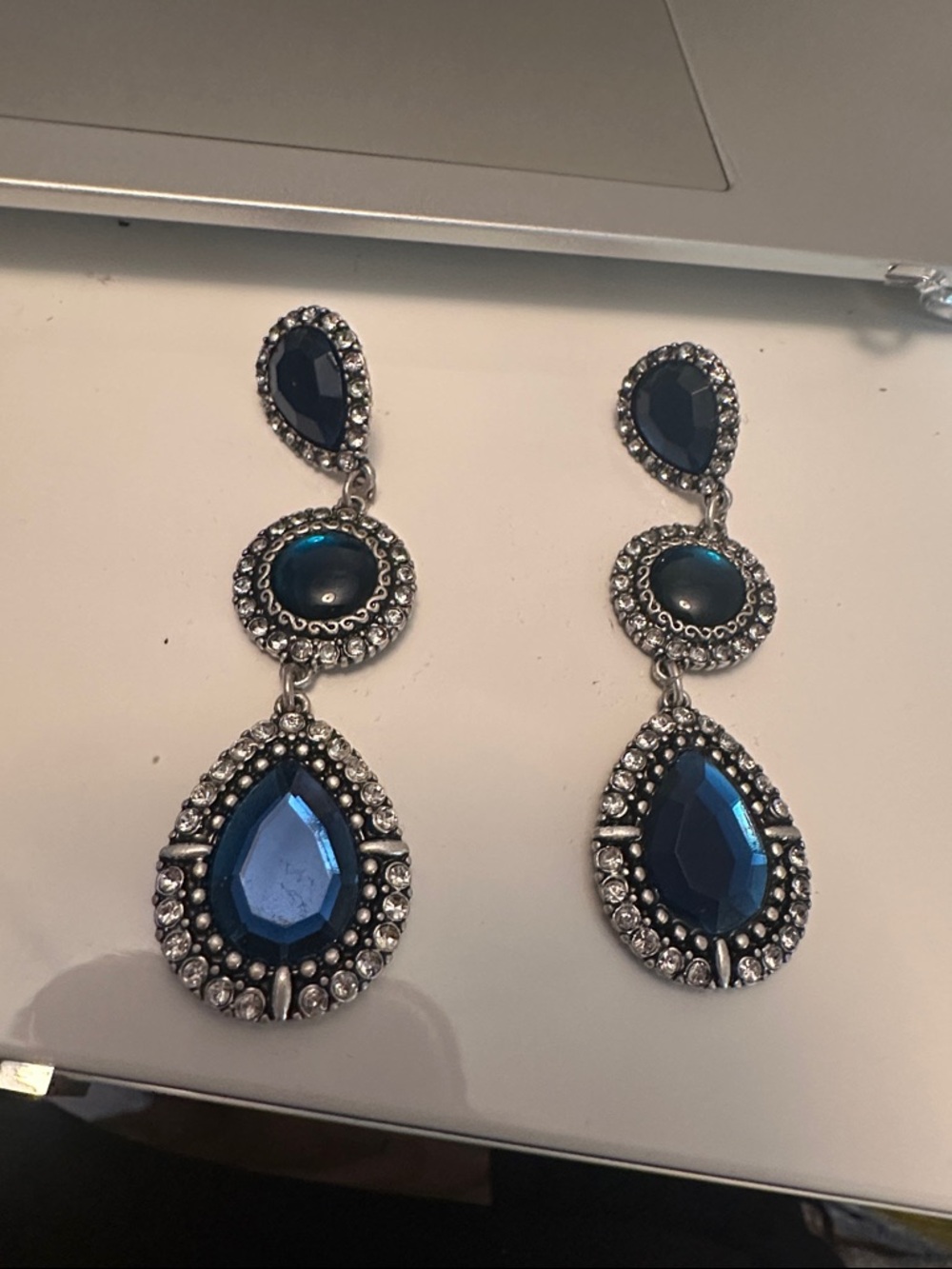 NRT Ava Elegant Blue Tiered Teardrop Crystal Drop Earrings, 2.25”, Like New.